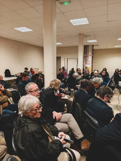 Réunion de proximité à Tarentaize