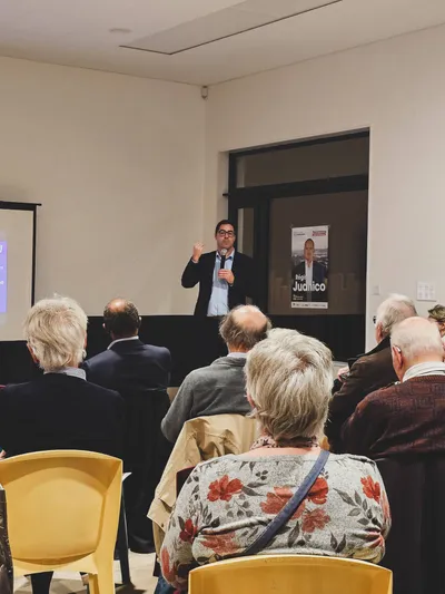 Réunion de proximité à la Terrasse